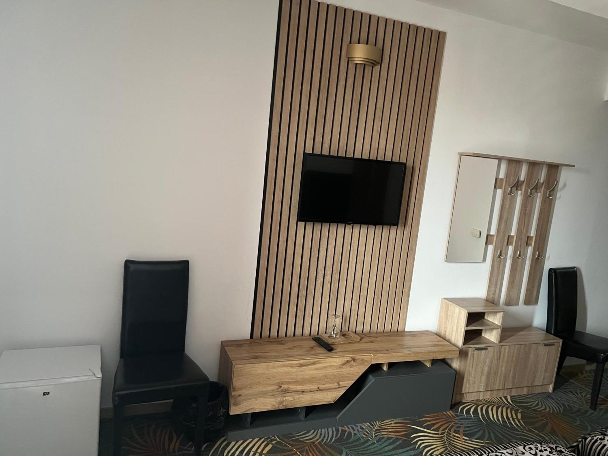 Hotel Sydney Craiova Exterior foto
