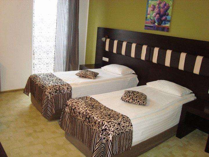 Hotel Sydney Craiova Quarto foto